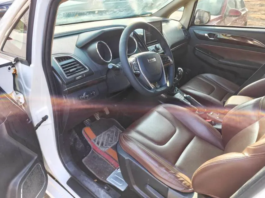 2017 LiFan XuanLang 1.8L 133HP L4 5MT,autocango,china used car exporter,china ev exporter,chinese used car exporter,chinese used ev exporter