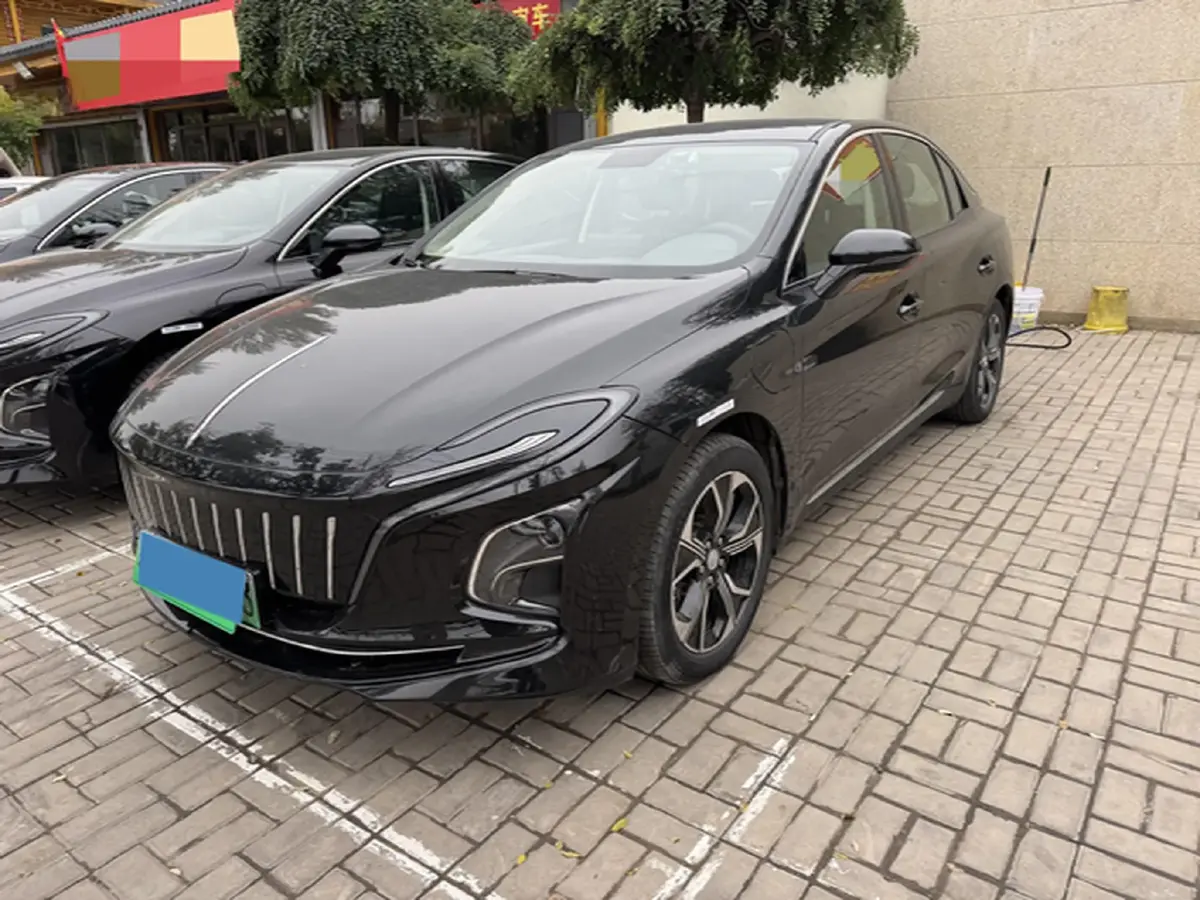 2022 HongQi E-QM5 BEV 54KWH