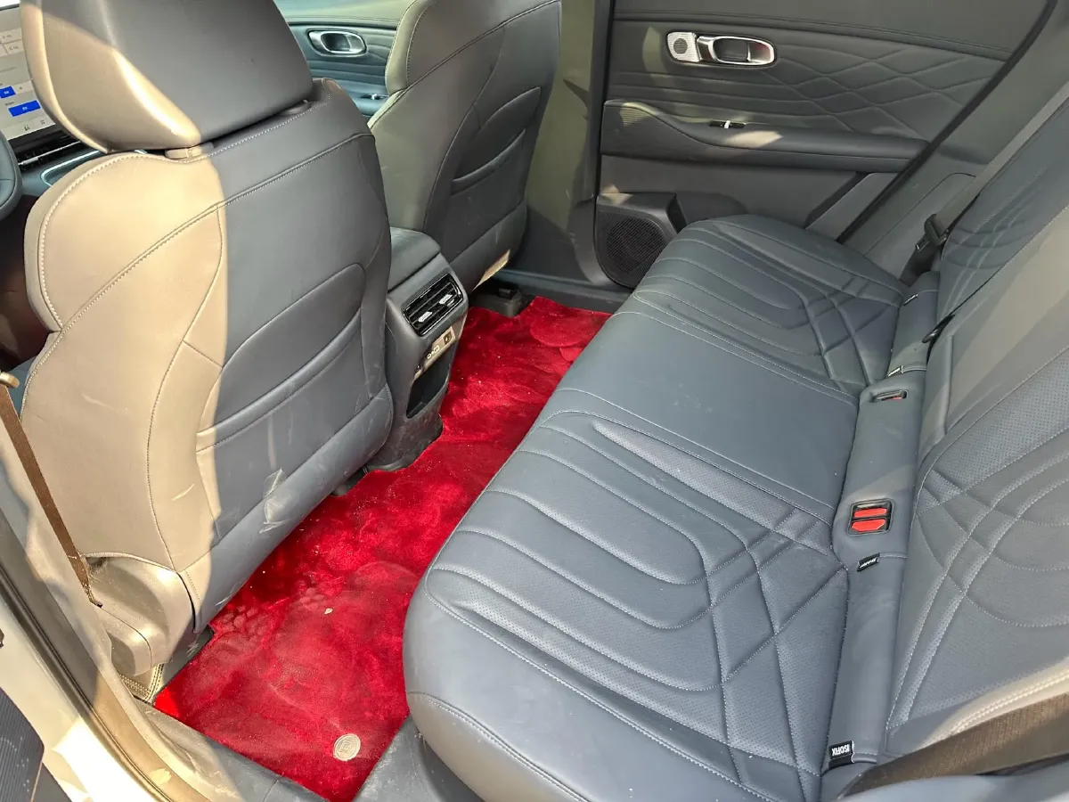 2026 Geely Galaxy Starship 7 1.5L 112HP L4 1DHT PHEV,autocango,china used car exporter,china ev exporter,chinese used car exporter,chinese used ev exporter