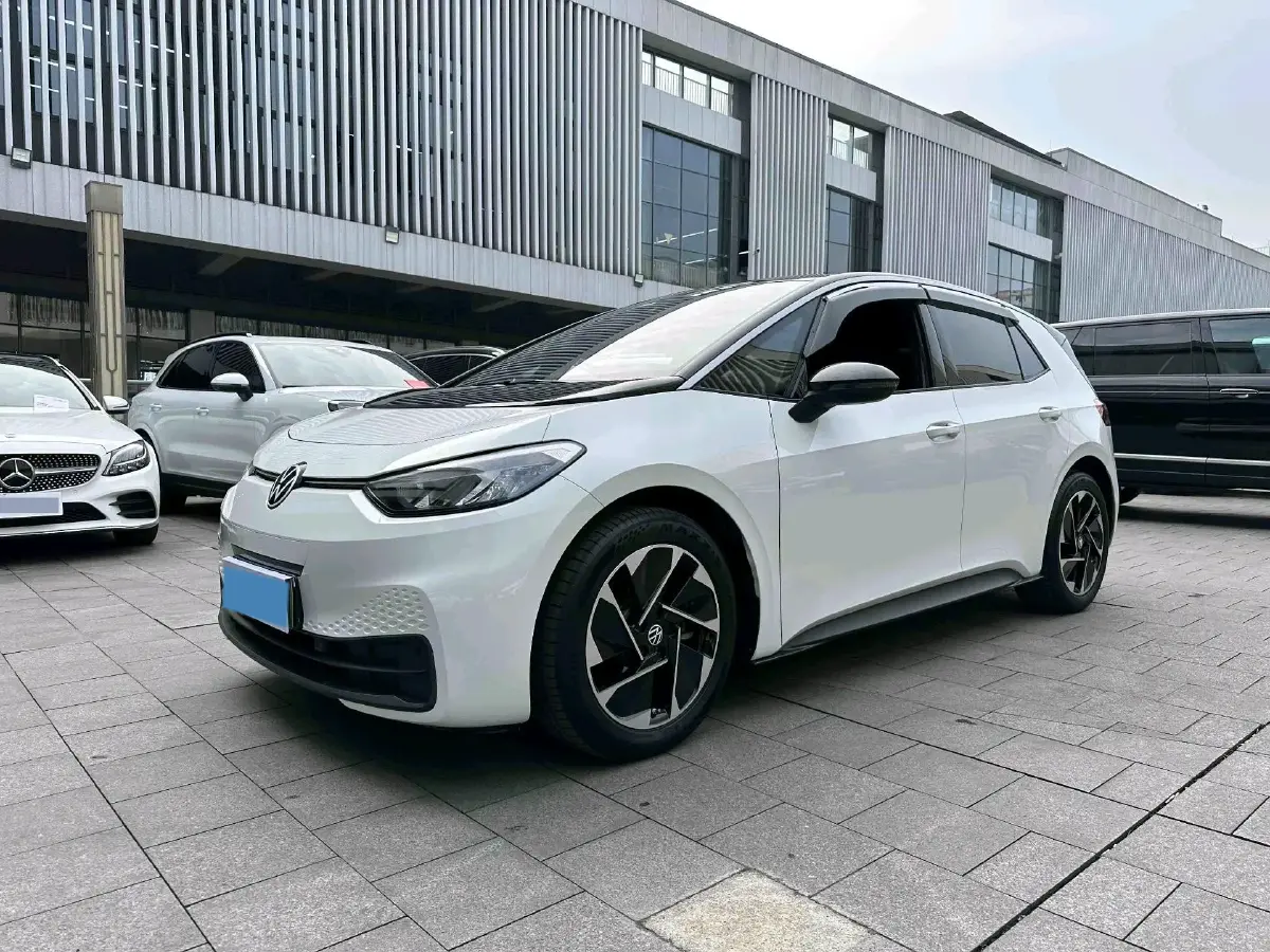 2025 MAXUS XinTu V80 2.0T 147HP L4 6AMT