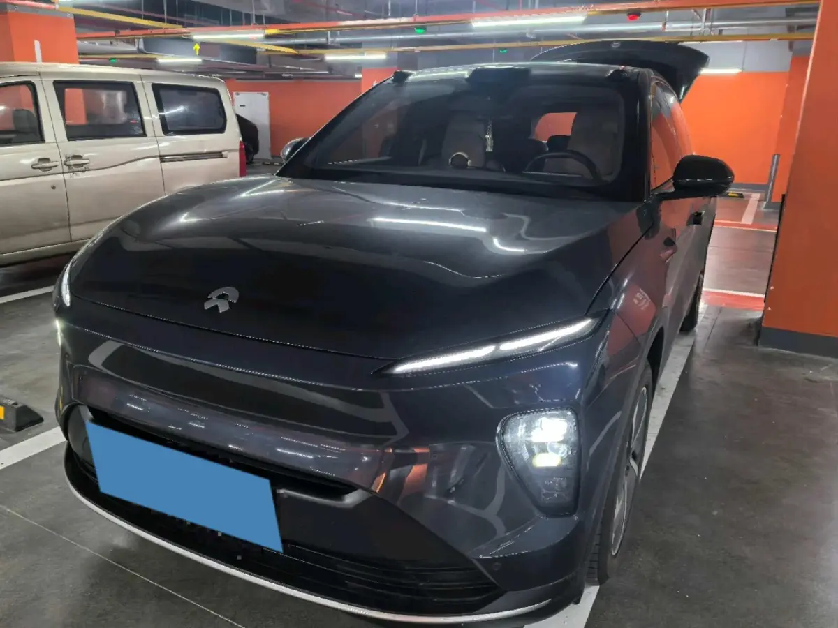 2024 NIO ES8 BEV 75KWH