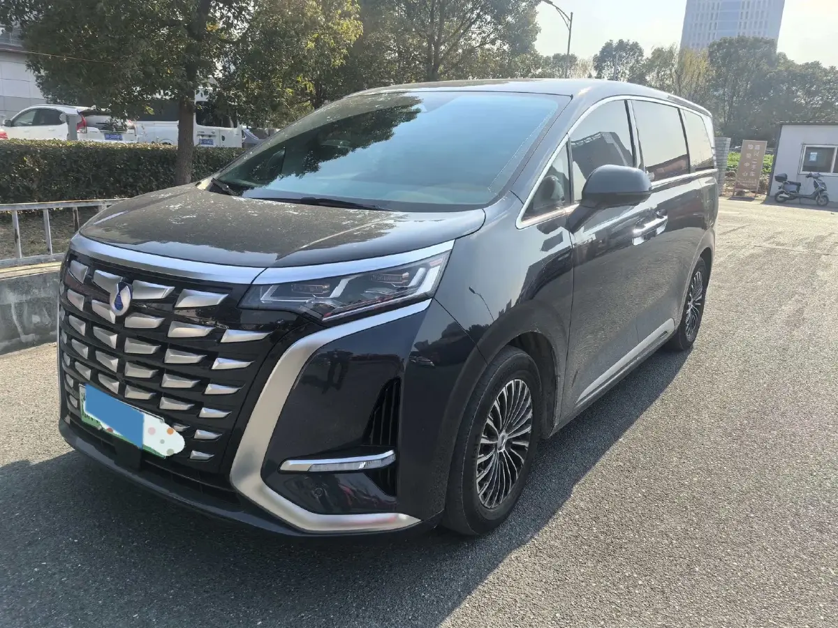 2022 HongQi HS7 3.0T 337HP V6 8AT