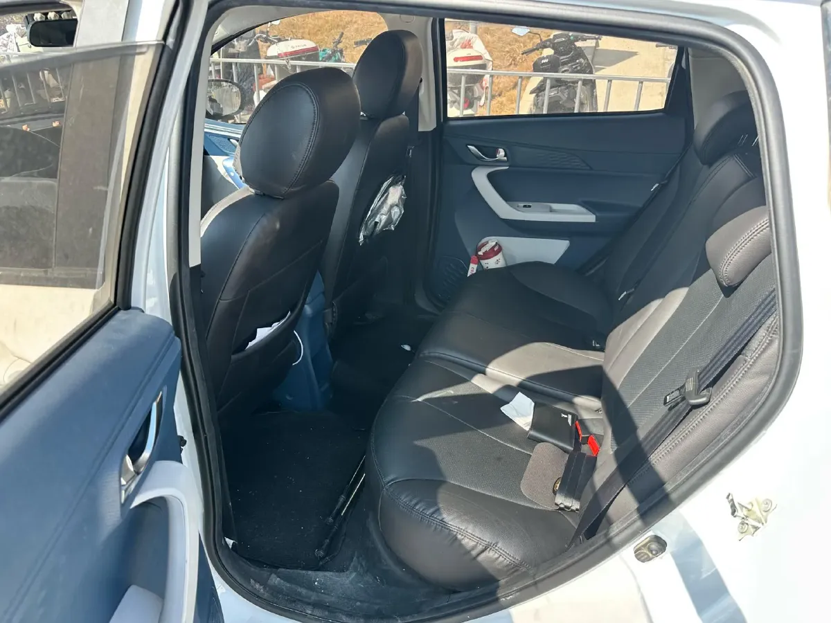 2023 ChangAn BenBen E-Star BEV 30.95KWH,autocango,china used car exporter,china ev exporter,chinese used car exporter,chinese used ev exporter