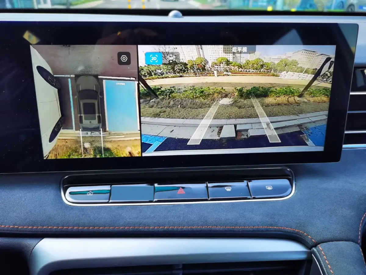 2024 Roewe D5X DMH 1.5T 150HP L4 2DHT PHEV 21.4KWH,autocango,china used car exporter,china ev exporter,chinese used car exporter,chinese used ev exporter