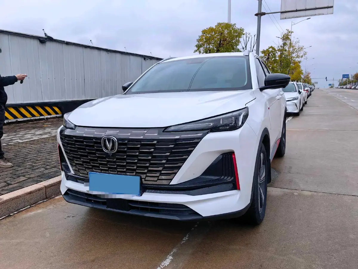 2022 ChangAn Oshan X7 Plus 1.5T 188HP L4 7DCT