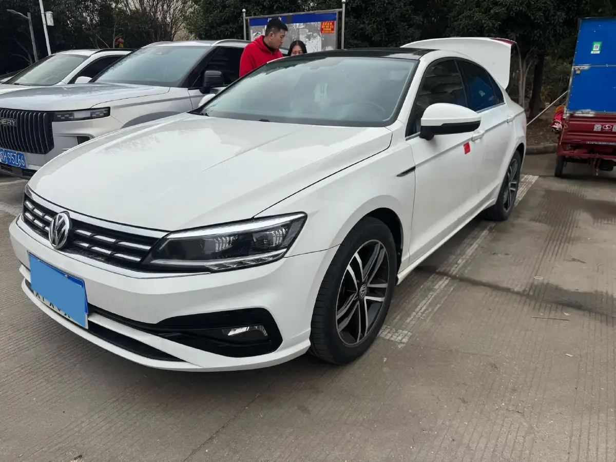 2019 Volkswagen Passat 1.4T 150HP L4 7DCT