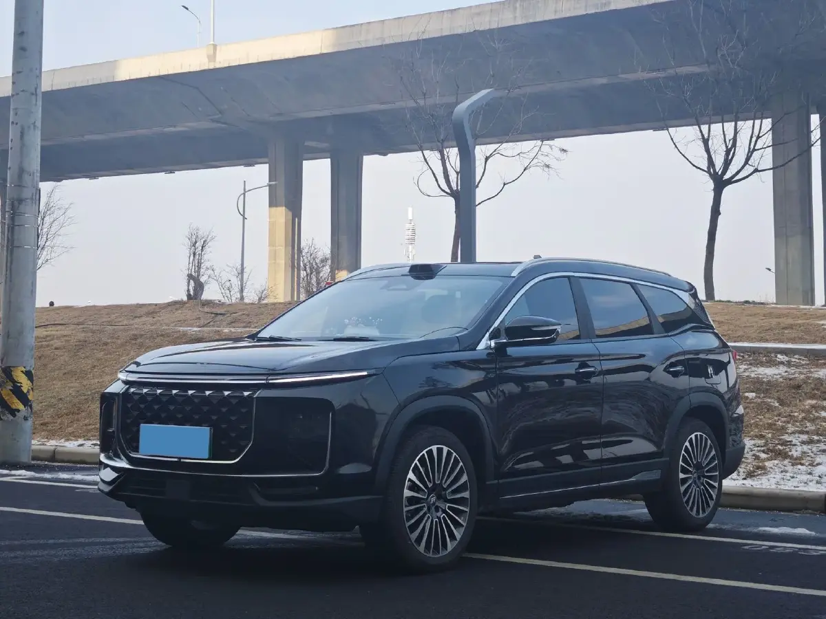 2023 Chery Tiggo 9 2.0T 261HP L4 8AT