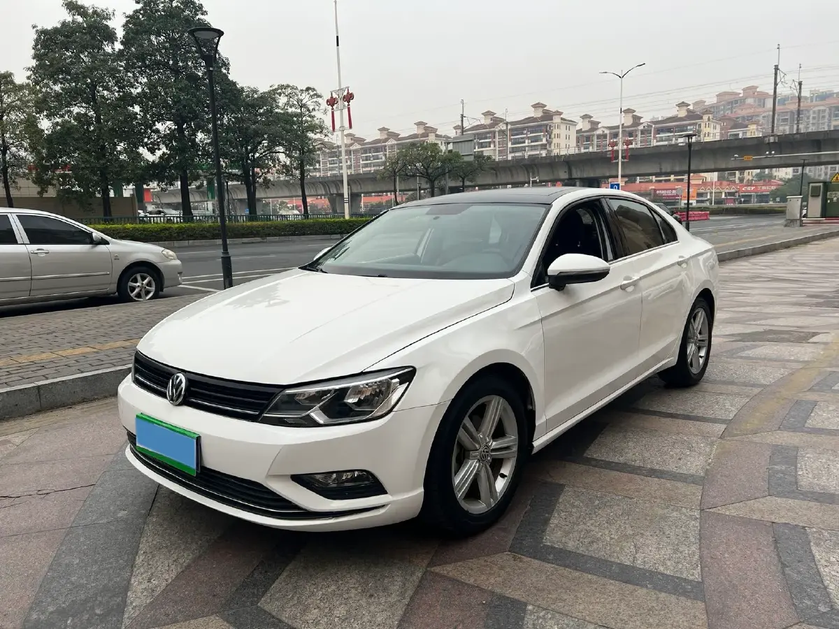 2018 Volkswagen Lamando 1.4T 150HP L4 7DCT