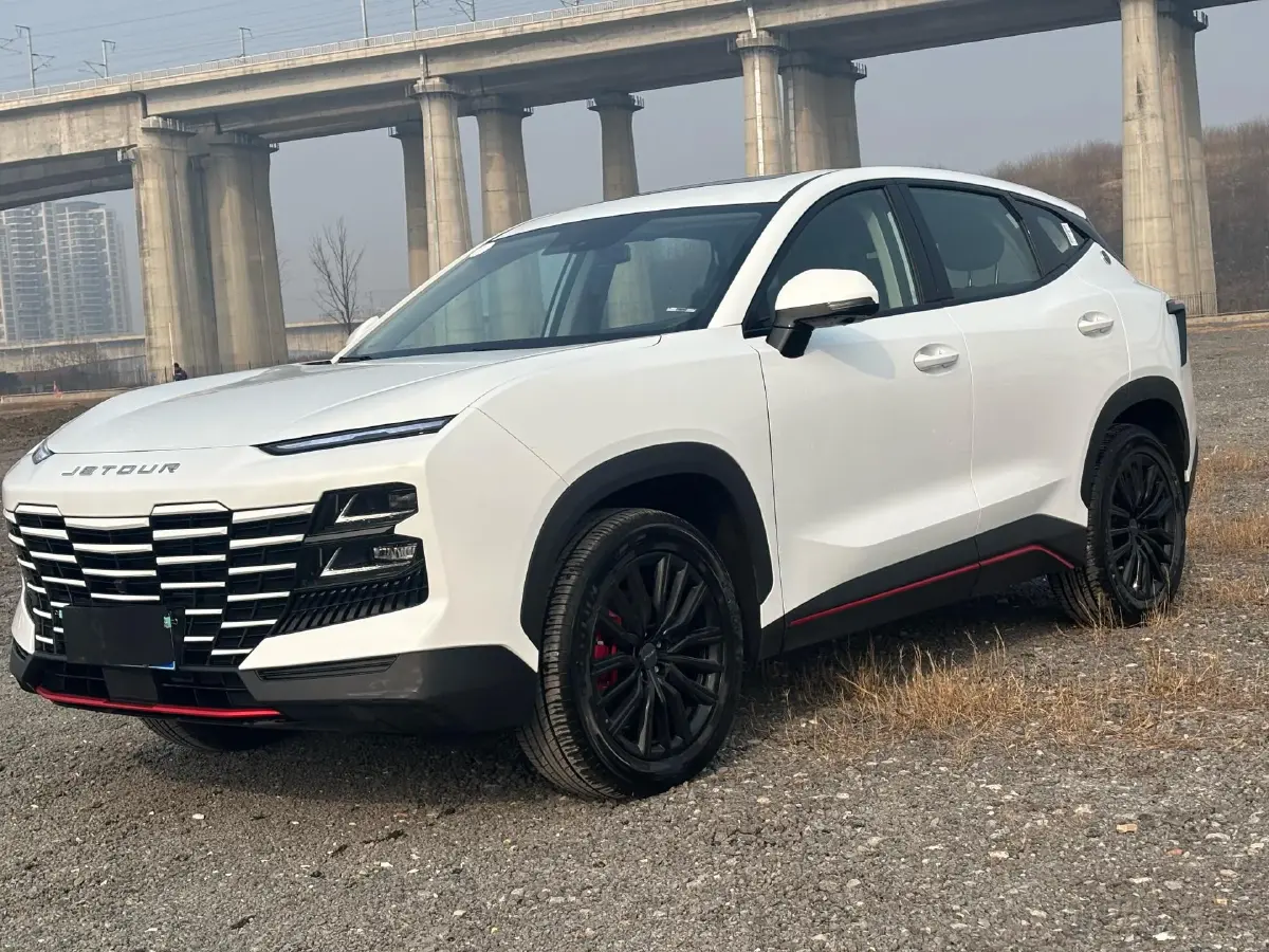 2024 Jetour DASHING 1.5T 156HP L4 6DCT