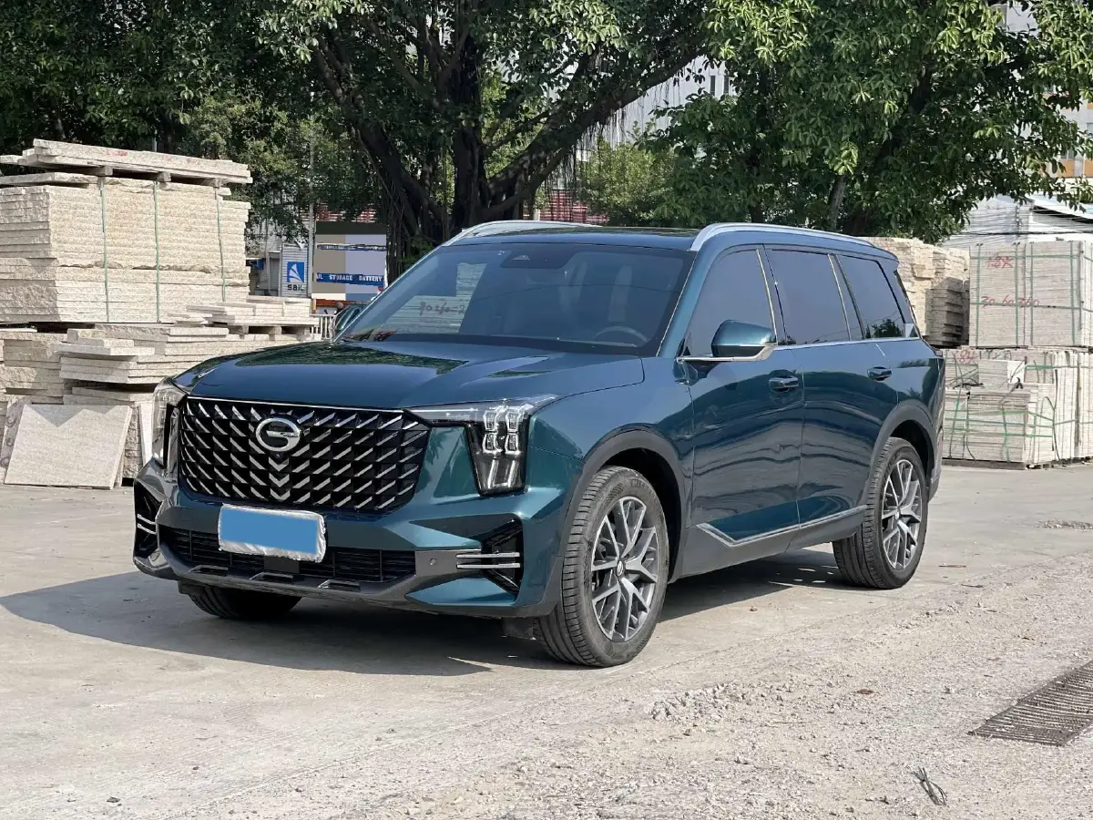 2022 GAC Trumpchi GS8 2.0T 252HP L4 8AT