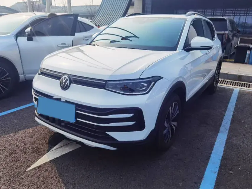 2025 Volkswagen Tharu 1.5T 160HP L4 7DCT