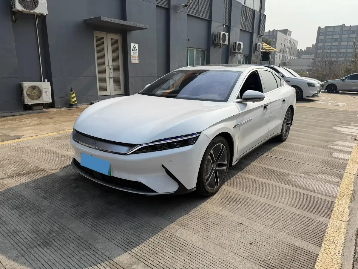 2020 Lincoln MKZ 2.0T 196HP L4 6AT