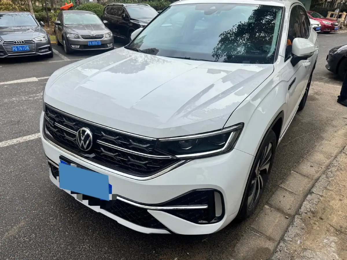 2024 Volkswagen Tayron X 2.0T 186HP L4 7DCT