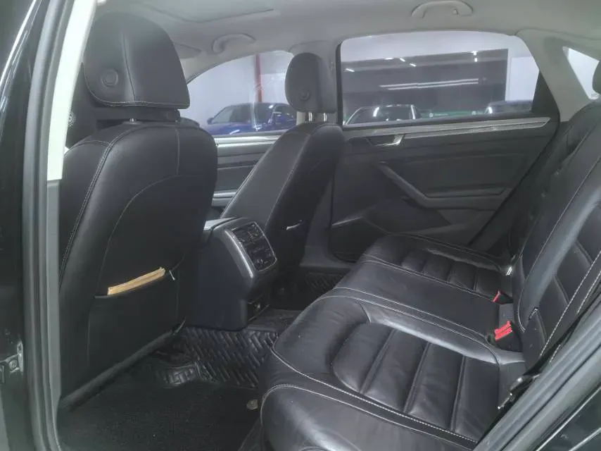 2017 Volkswagen Passat 1.4T 150HP L4 7DCT,autocango,china used car exporter,china ev exporter,chinese used car exporter,chinese used ev exporter