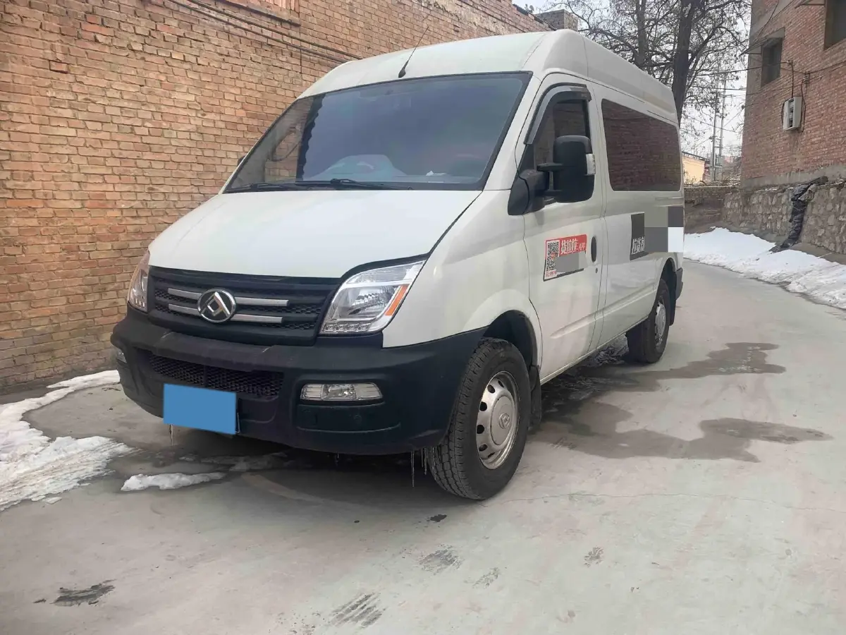 2020 MAXUS XinTu V80 2.5T 136HP L4 6MT