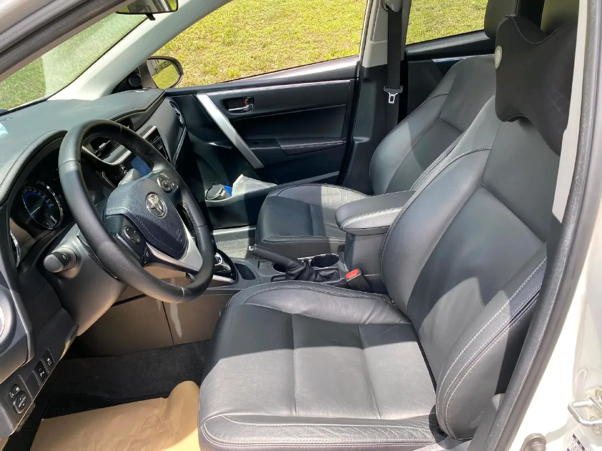 2017 Ford Focus 1.5T 181HP L4 6AT,autocango,china used car exporter,china ev exporter,chinese used car exporter,chinese used ev exporter