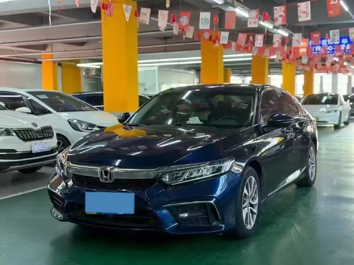 2019 Honda Inspire 1.5T 194HP L4 CVT