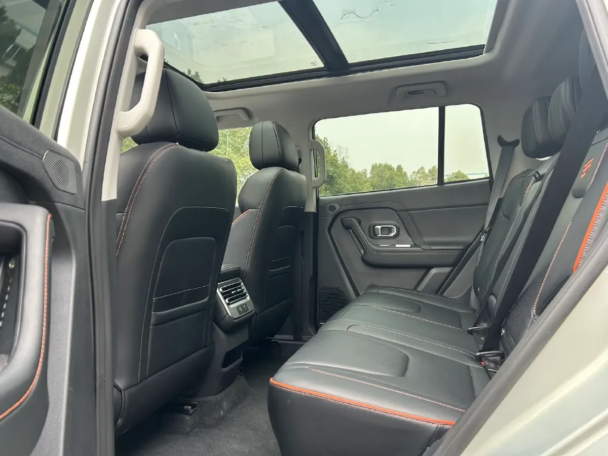 2025 Jetour ShanHai T1 1.5T 156HP L4 1DHT PHEV,autocango,china used car exporter,china ev exporter,chinese used car exporter,chinese used ev exporter