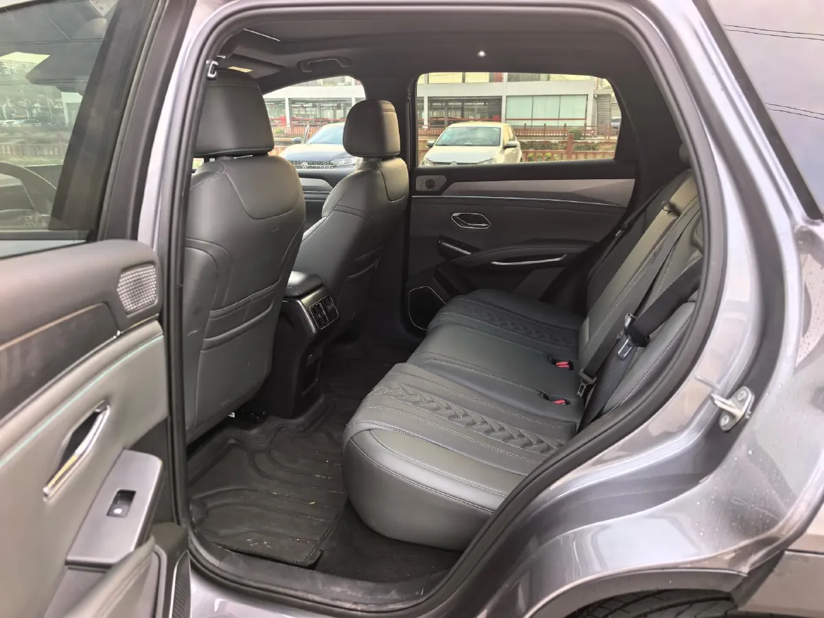 2025 BYD SongL DM-i 1.5L 101HP L4 E-CVT PHEV 26.6KWH,autocango,china used car exporter,china ev exporter,chinese used car exporter,chinese used ev exporter