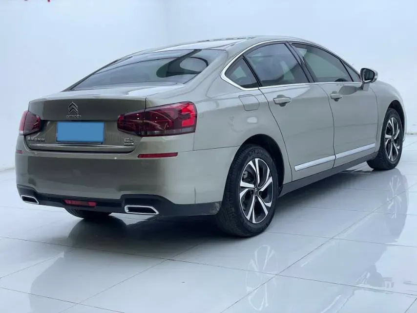 2017 Citroen C5 1.6T 167HP L4 6AT,autocango,china used car exporter,china ev exporter,chinese used car exporter,chinese used ev exporter