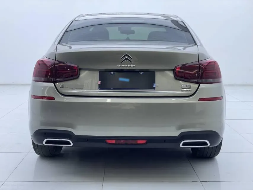 2017 Citroen C5 1.6T 167HP L4 6AT,autocango,china used car exporter,china ev exporter,chinese used car exporter,chinese used ev exporter