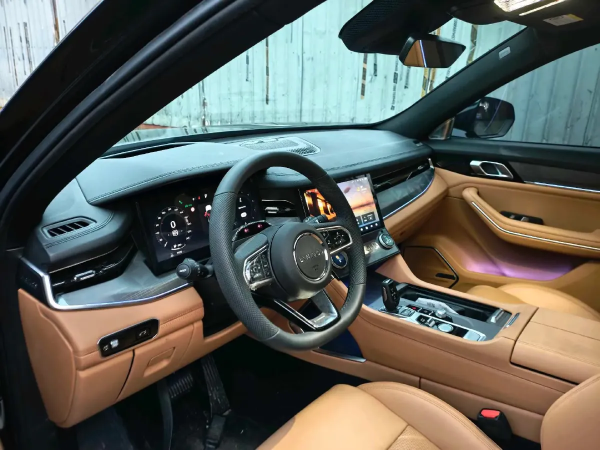 2024 LYNK&CO 09 2.0T 254HP L4 8AT,autocango,china used car exporter,china ev exporter,chinese used car exporter,chinese used ev exporter