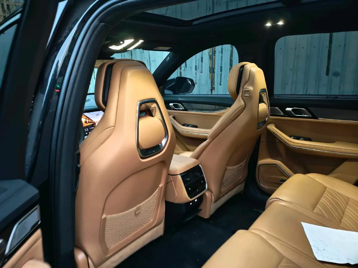 2024 LYNK&CO 09 2.0T 254HP L4 8AT,autocango,china used car exporter,china ev exporter,chinese used car exporter,chinese used ev exporter