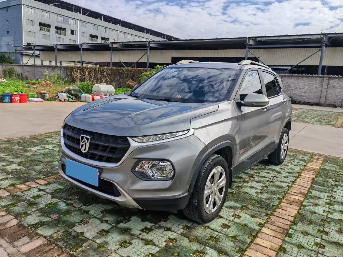2019 BaoJun 730 1.5L 105HP L4 6MT