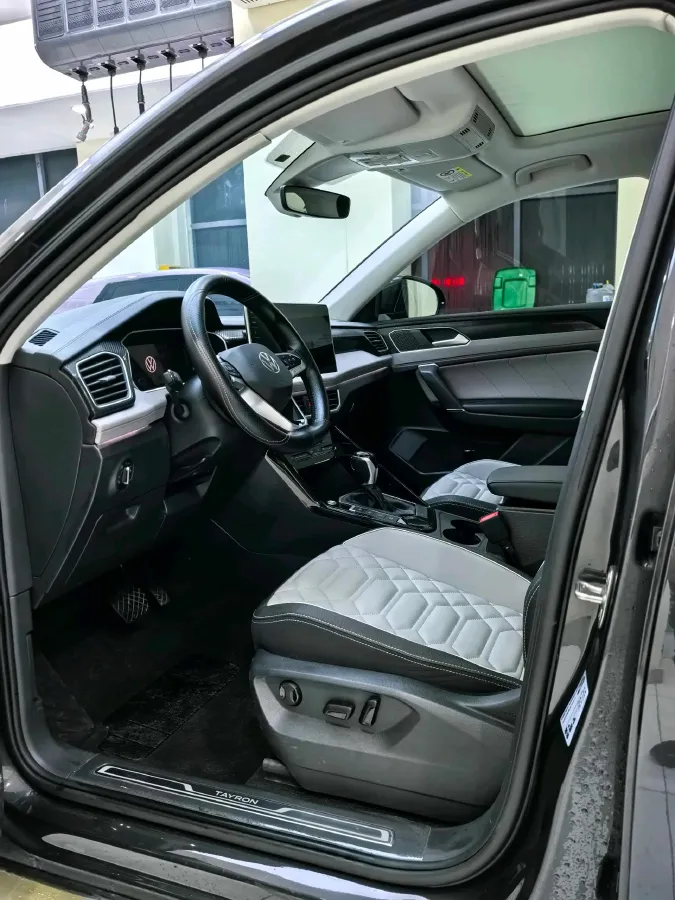 2024 Volkswagen Tayron 1.5T 160HP L4 7DCT,autocango,china used car exporter,china ev exporter,chinese used car exporter,chinese used ev exporter