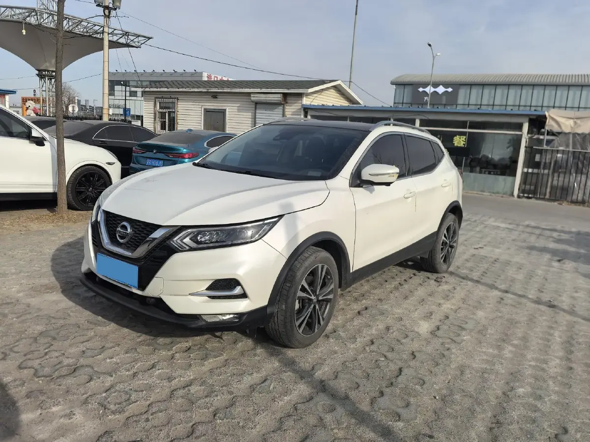2022 Nissan Qashqai 2.0L 151HP L4 CVT