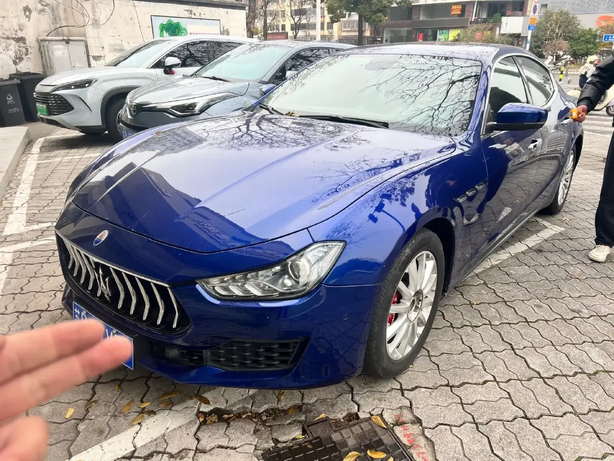 2018 Maserati Ghibli 3.0T 350HP V6 8AT