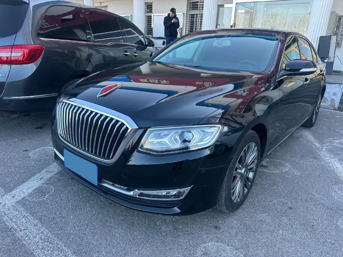 2018 HongQi H7 2.0T 204HP L4 6AT