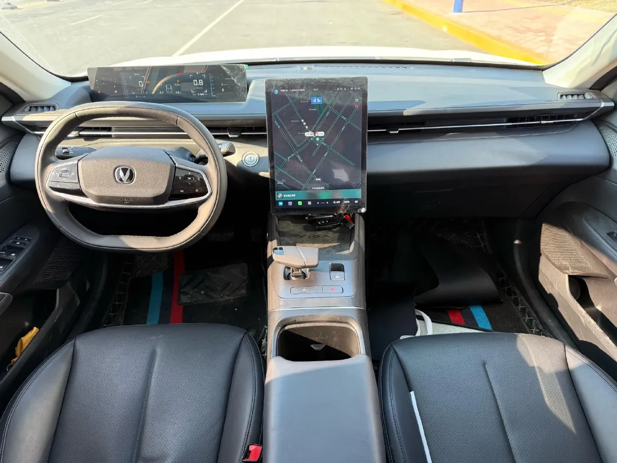 2023 ChangAn Lamore 1.5T 170HP L4 7DCT,autocango,china used car exporter,china ev exporter,chinese used car exporter,chinese used ev exporter