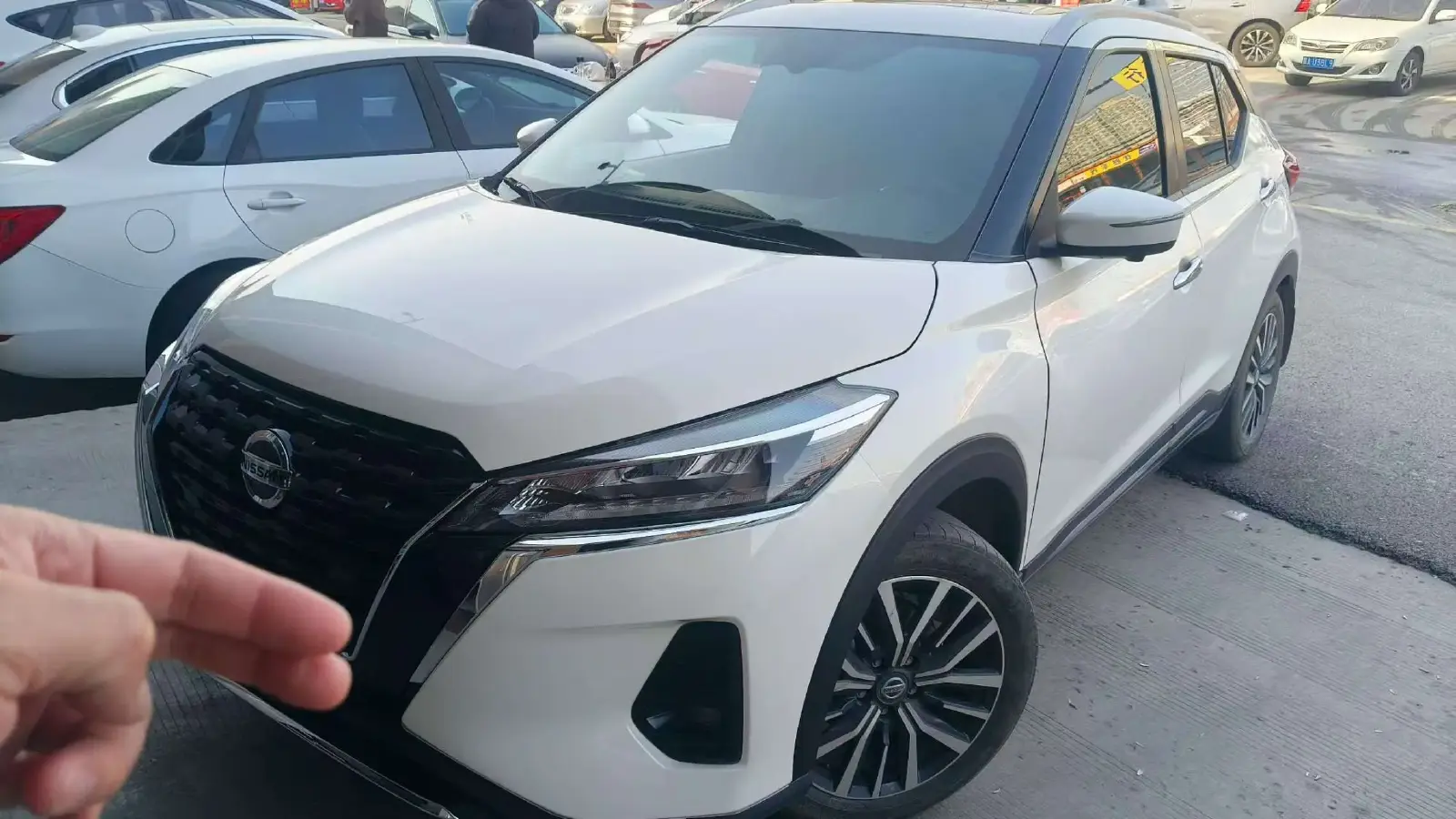 2022 Nissan Kicks 1.5L 122HP L4 CVT