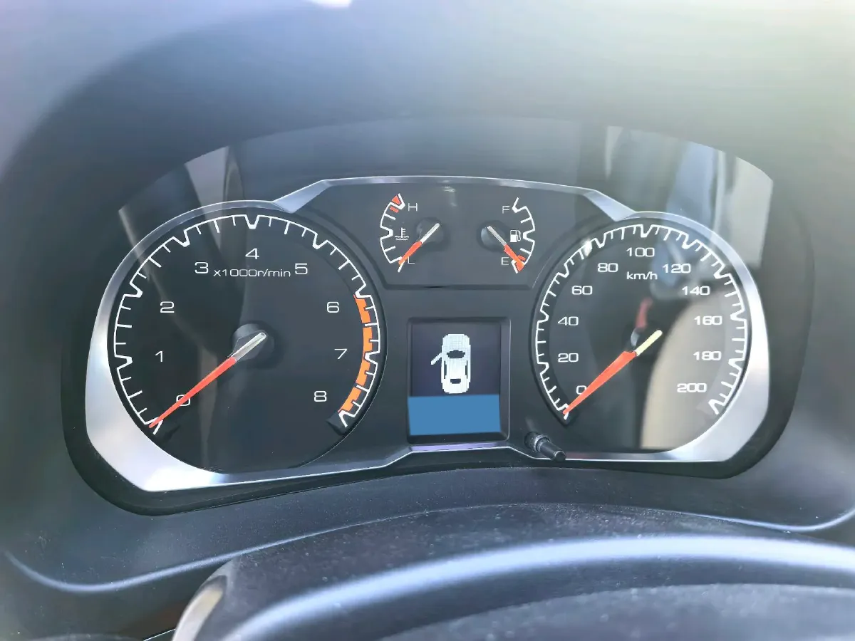 2018 Haval H5 Class 2.0T 190HP L4 6MT,autocango,china used car exporter,china ev exporter,chinese used car exporter,chinese used ev exporter