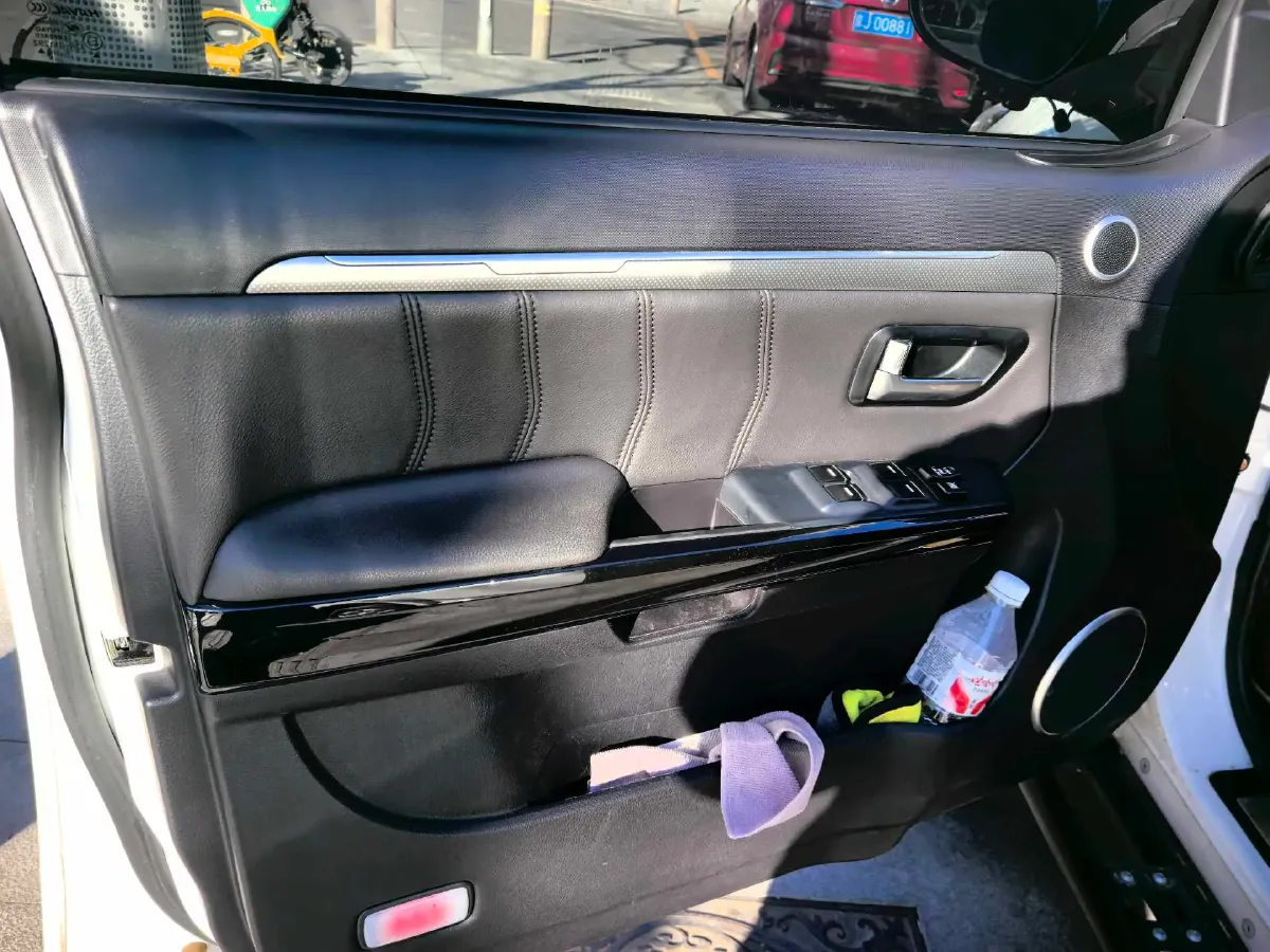 2018 Haval H5 Class 2.0T 190HP L4 6MT,autocango,china used car exporter,china ev exporter,chinese used car exporter,chinese used ev exporter