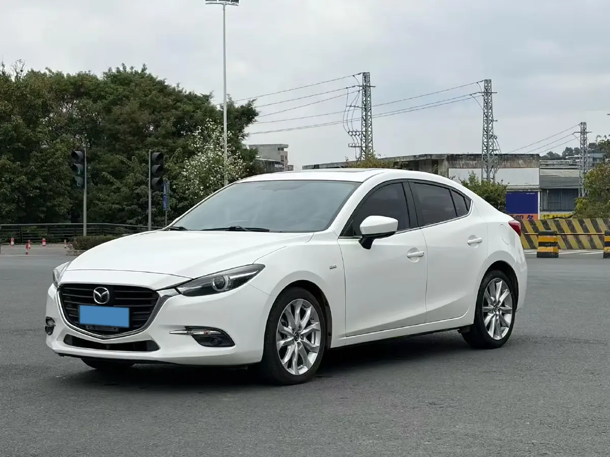 2017 Mazda 3 Axela 2.0L 158HP L4 6AT