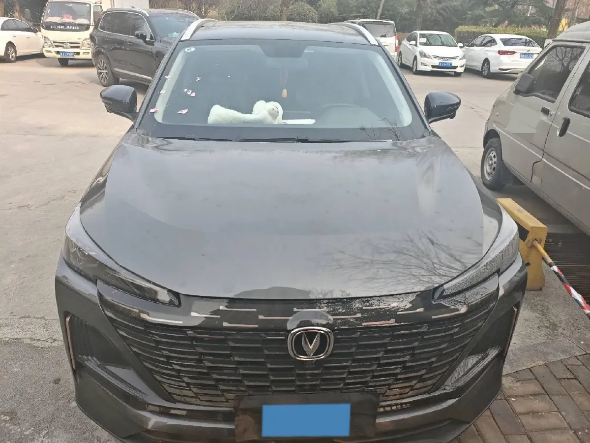 2022 ChangAn UNI-V 1.5T 188HP L4 7DCT,autocango,china used car exporter,china ev exporter,chinese used car exporter,chinese used ev exporter