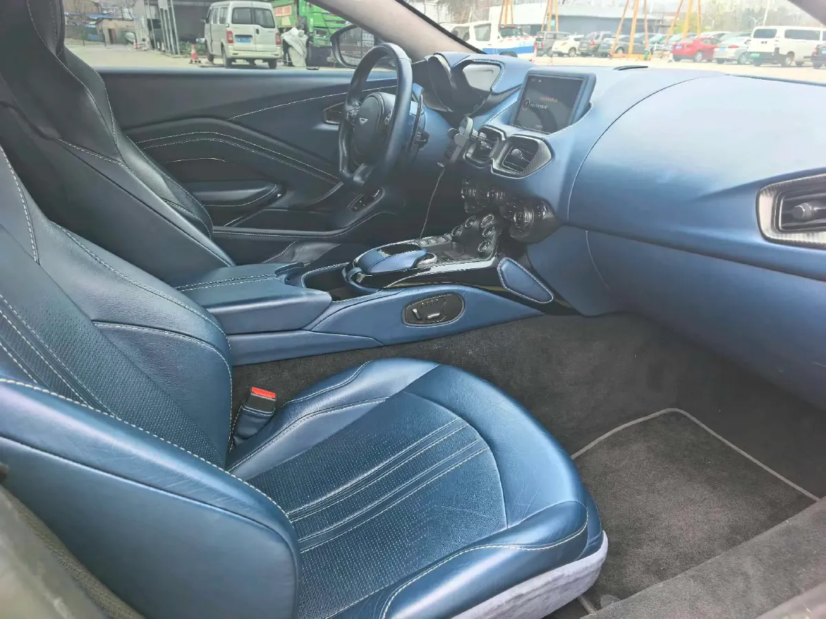 2018 Aston Martin V8 Vantage 4.0T 510HP V8 8AT,autocango,china used car exporter,china ev exporter,chinese used car exporter,chinese used ev exporter