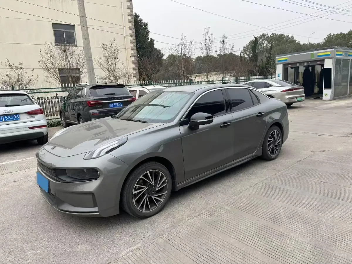 2021 LYNK&CO 03 2.0T 190HP L4 6AT