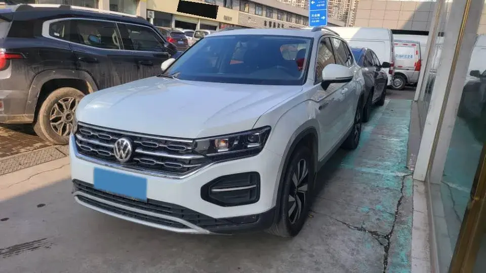 2020 Volkswagen Tayron 2.0T 186HP L4 7DCT