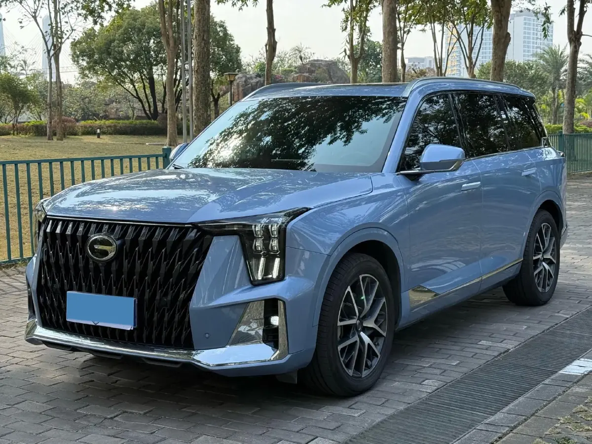 2022 GAC Trumpchi GS8 2.0T 190HP L4 E-CVT Hybrid
