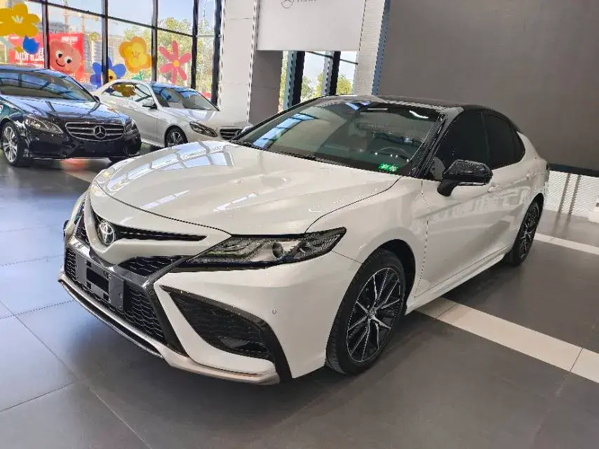 2023 Toyota Camry 2.5L 207HP L4 8AT