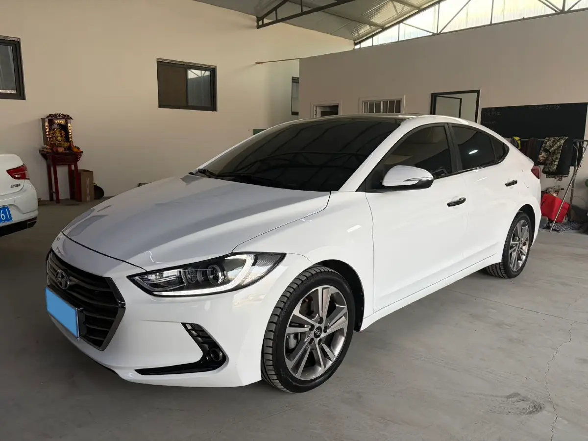 2016 Hyundai Elantra 1.6L 130HP L4 6AT