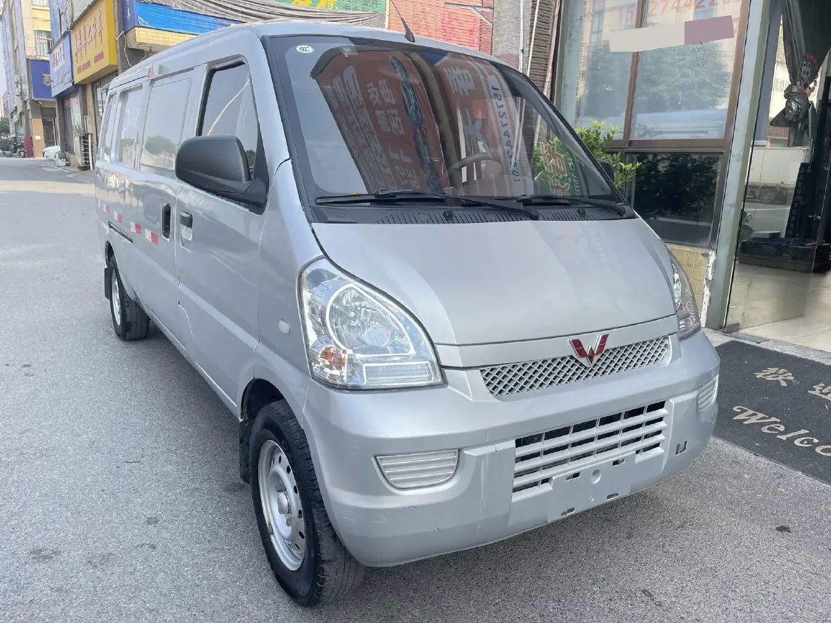 2022 WuLing RongGuang Mini Truck EV BEV 41.5KWH,autocango,china used car exporter,china ev exporter,chinese used car exporter,chinese used ev exporter