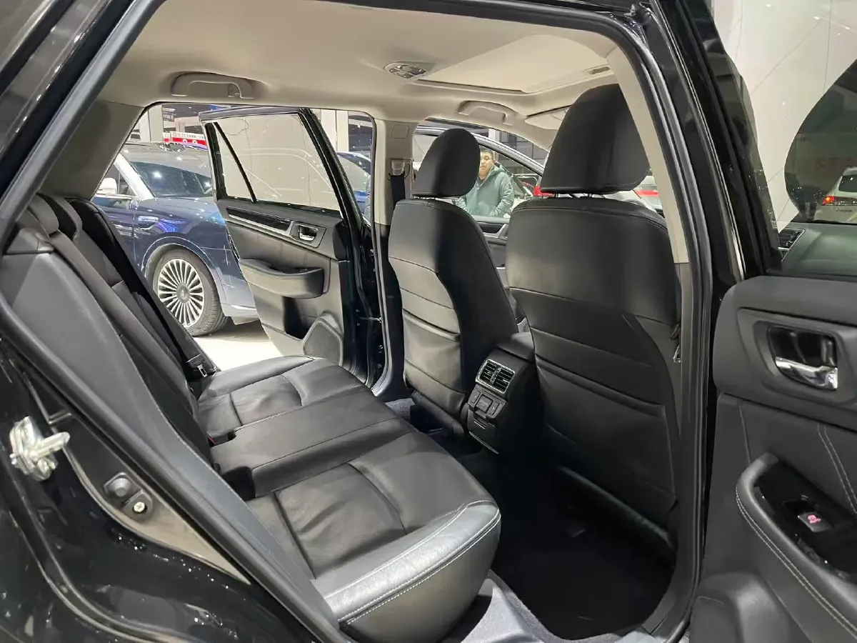 2018 Subaru Outback 2.5L 175HP H4 CVT,autocango,china used car exporter,china ev exporter,chinese used car exporter,chinese used ev exporter