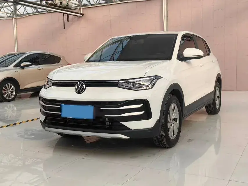 2025 Volkswagen Tharu 1.5L 110HP L4 6AT