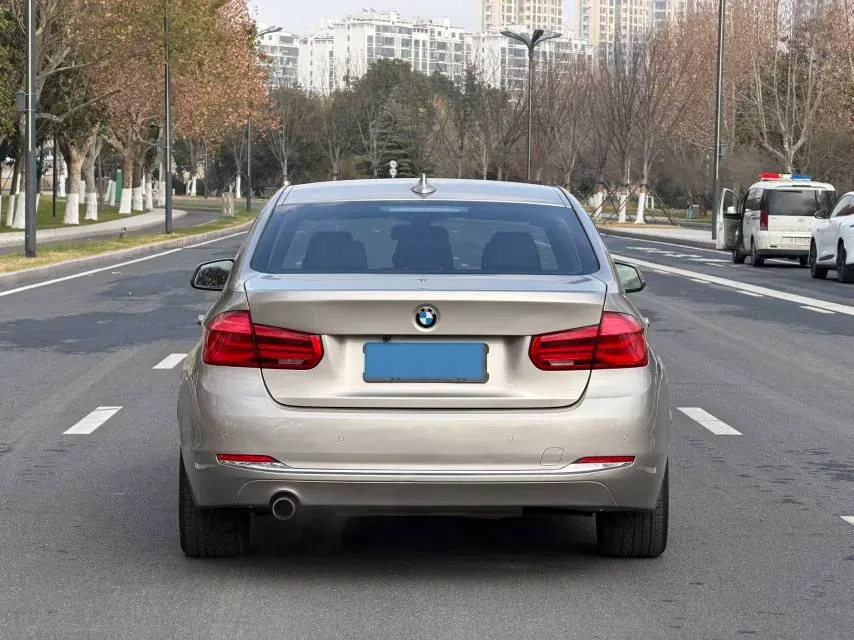 2016 BMW 3 Series 2.0T 184HP L4 8AT,autocango,china used car exporter,china ev exporter,chinese used car exporter,chinese used ev exporter