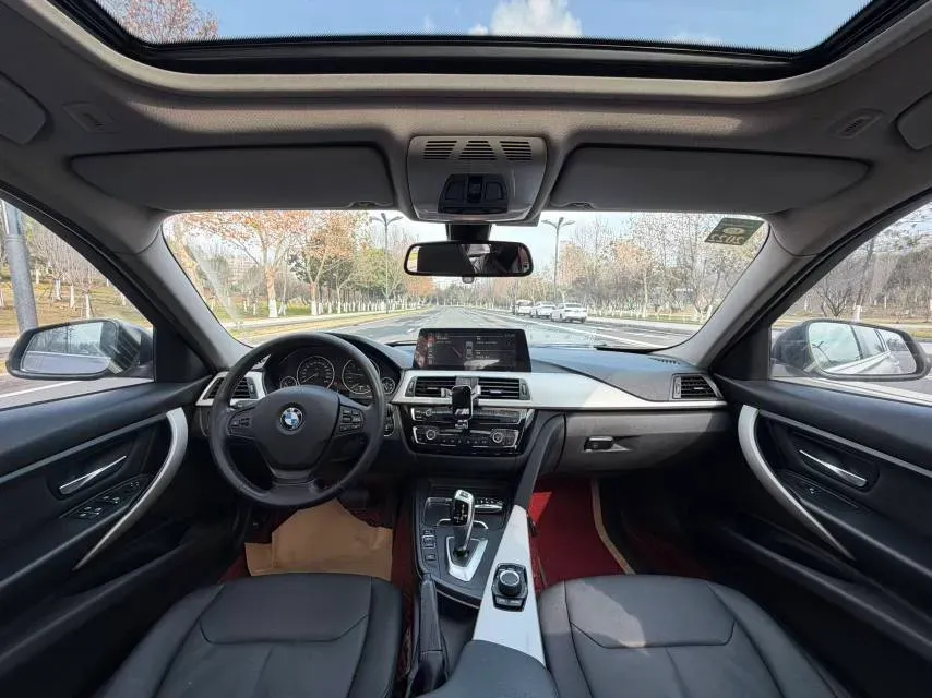 2016 BMW 3 Series 2.0T 184HP L4 8AT,autocango,china used car exporter,china ev exporter,chinese used car exporter,chinese used ev exporter