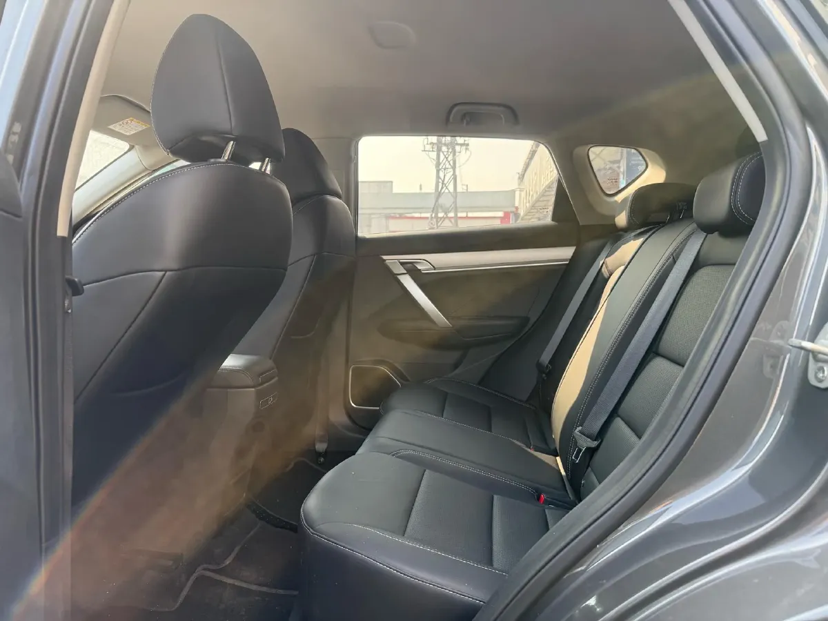 2025 Geely Coolray 1.5L 126HP L4 CVT,autocango,china used car exporter,china ev exporter,chinese used car exporter,chinese used ev exporter